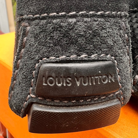 LOUIS VUITTON MENS DARK GRAY LOAFERS SIZE 8.5 - Picture 8 of 15